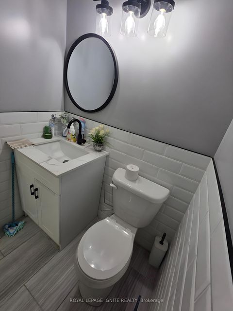 Photo 8 at 415 - 5 Massey Square, Crescent Town, Toronto