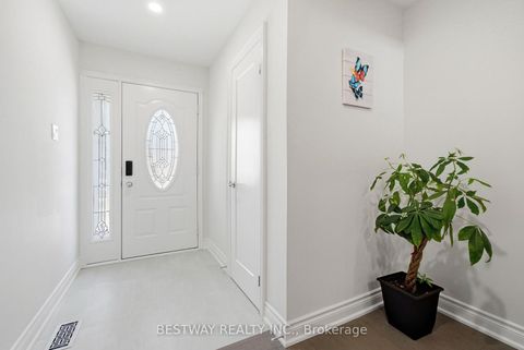 Photo 5 at 86 Tambrook Drive, L'Amoreaux, Toronto