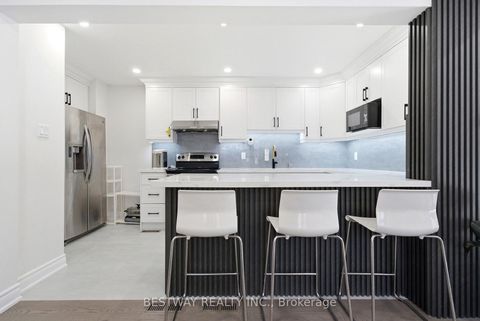 Photo 12 at 86 Tambrook Drive, L'Amoreaux, Toronto