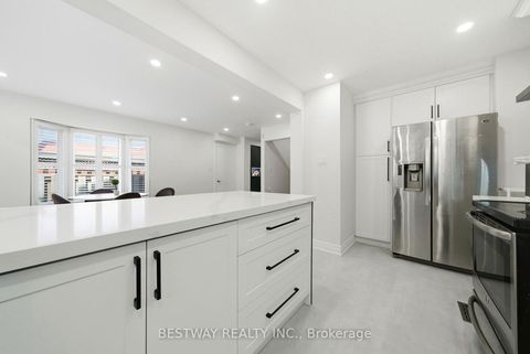 Photo 17 at 86 Tambrook Drive, L'Amoreaux, Toronto