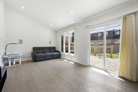Photo 18 at 86 Tambrook Drive, L'Amoreaux, Toronto