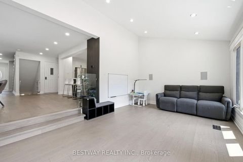 Photo 19 at 86 Tambrook Drive, L'Amoreaux, Toronto