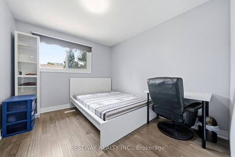 Photo 25 at 86 Tambrook Drive, L'Amoreaux, Toronto