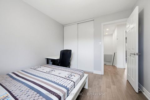 Photo 29 at 86 Tambrook Drive, L'Amoreaux, Toronto