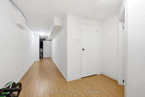 Photo 31 at 86 Tambrook Drive, L'Amoreaux, Toronto