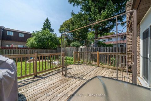 Photo 40 at 86 Tambrook Drive, L'Amoreaux, Toronto