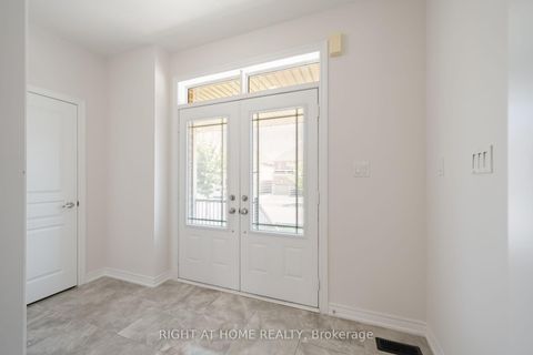 Photo 3 at 972 Green Street, Lefroy, Innisfil
