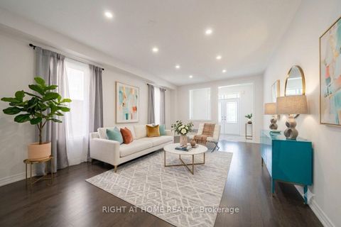 Photo 5 at 972 Green Street, Lefroy, Innisfil