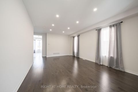 Photo 6 at 972 Green Street, Lefroy, Innisfil