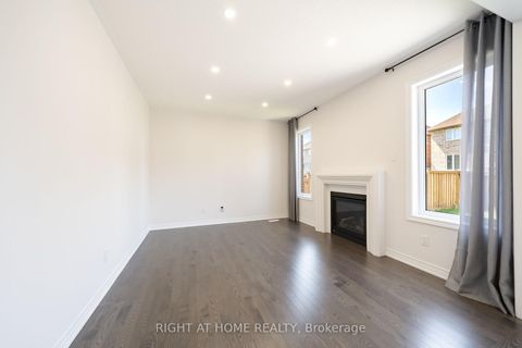 Photo 16 at 972 Green Street, Lefroy, Innisfil
