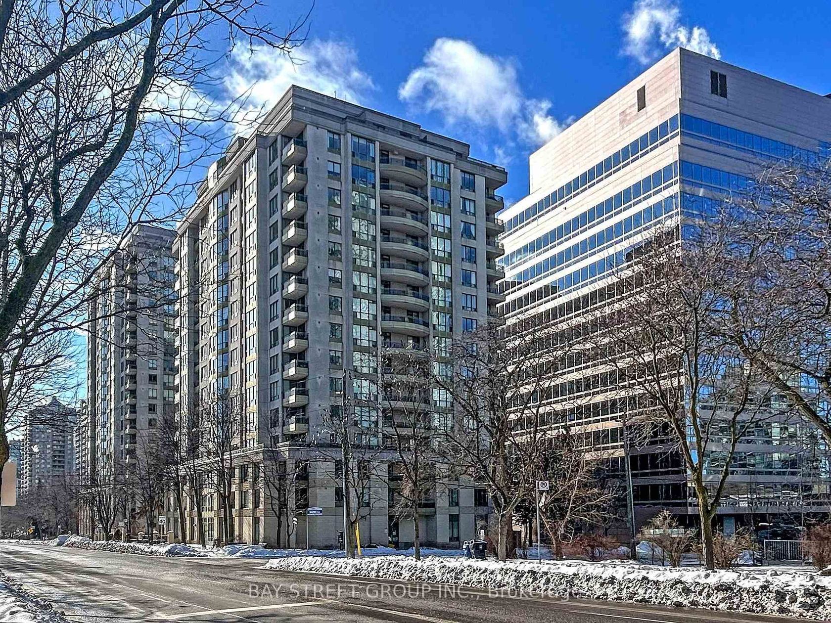906 - 260 Doris Avenue, Willowdale East, Toronto photo number 2