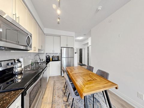 Photo 9 at 2212 - 3700 Highway 7 Road, Vaughan Corporate Centre, Vaughan