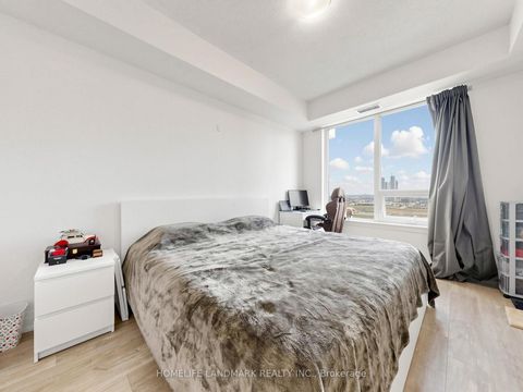 Photo 12 at 2212 - 3700 Highway 7 Road, Vaughan Corporate Centre, Vaughan