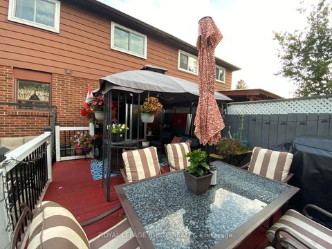 Photo 4 at 83 Coxworth Crescent, Malvern, Toronto