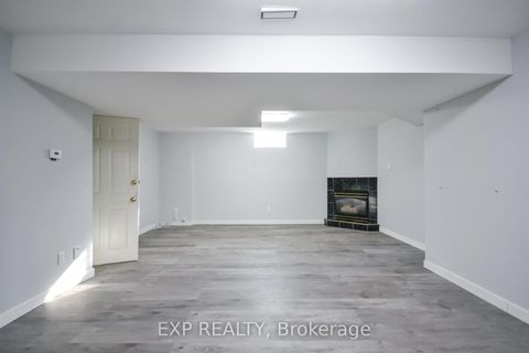 Photo 13 at 157 Livingstone Street W, Sunnidale, Barrie