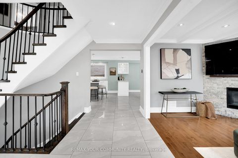Photo 12 at 68 Autumn Way, Aurora Heights, Aurora