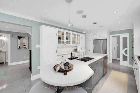 Photo 14 at 68 Autumn Way, Aurora Heights, Aurora