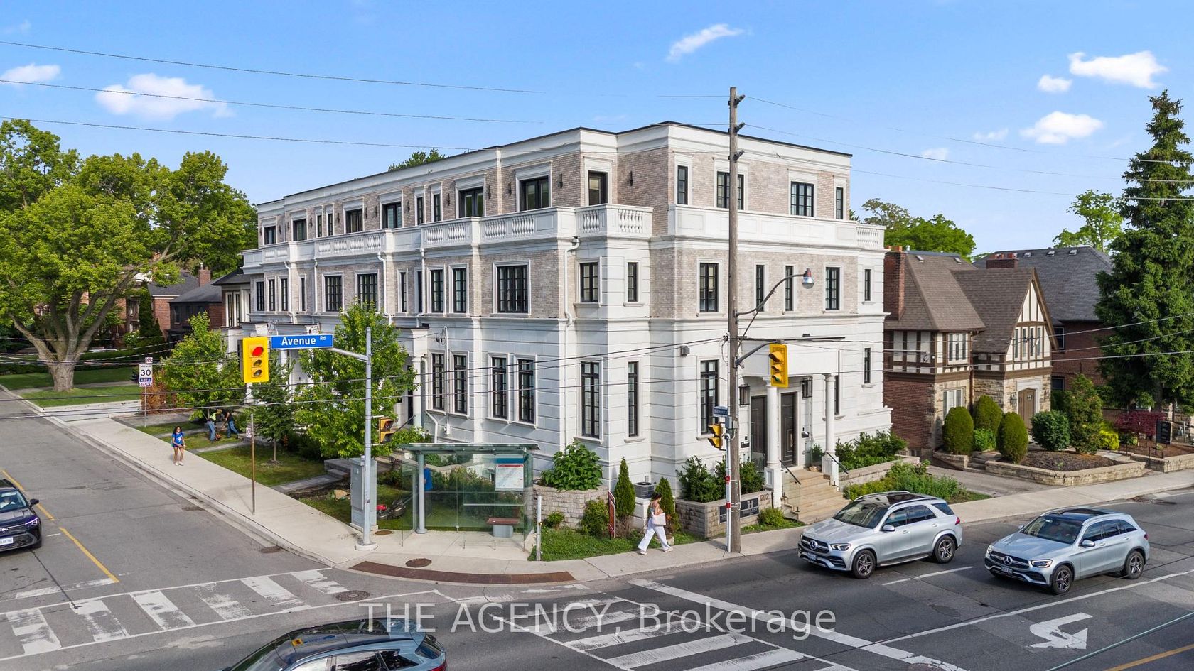 30 Hillhurst Boulevard, Lawrence Park South, Toronto photo number 2