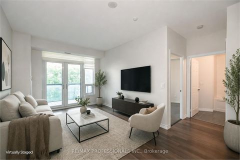 Photo 2 at 312 - 1135 Royal York Road, Humber Valley, Toronto