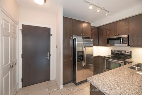 Photo 7 at 312 - 1135 Royal York Road, Humber Valley, Toronto