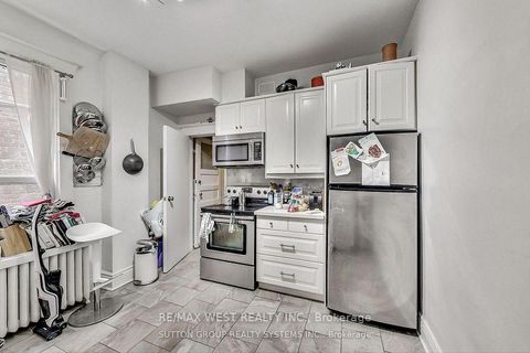 Photo 5 at 328 High Park Avenue, Junction Area, Toronto
