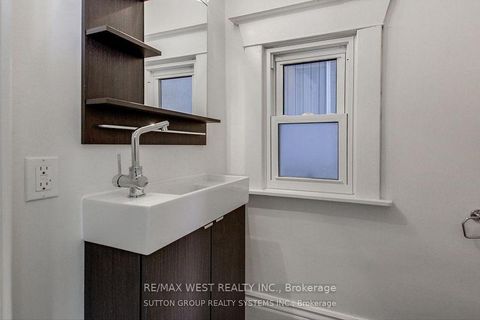 Photo 10 at 328 High Park Avenue, Junction Area, Toronto