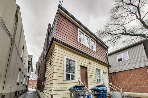 Photo 16 at 328 High Park Avenue, Junction Area, Toronto