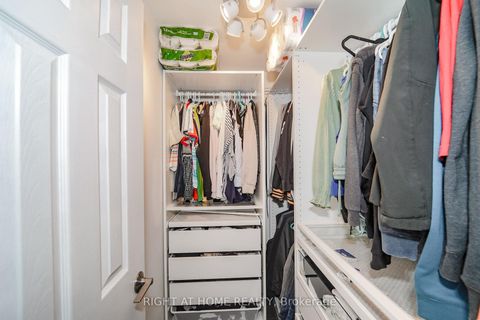 Photo 12 at 17 Clover Avenue, Allandale Heights, Barrie