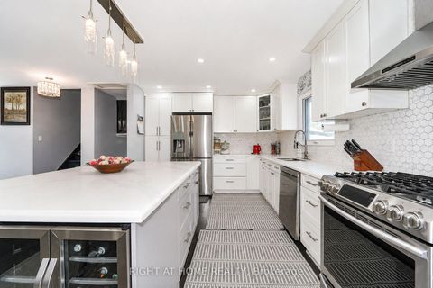 Photo 24 at 17 Clover Avenue, Allandale Heights, Barrie