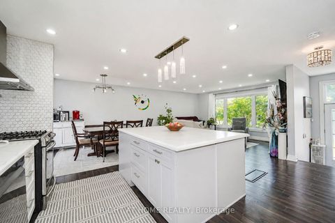 Photo 25 at 17 Clover Avenue, Allandale Heights, Barrie