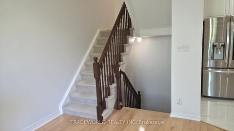 Photo 10 at 513 - 37 Avondale Avenue, Willowdale East, Toronto