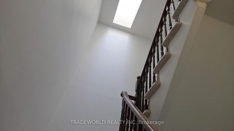 Photo 11 at 513 - 37 Avondale Avenue, Willowdale East, Toronto