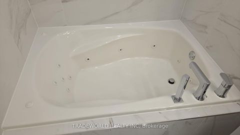 Photo 17 at 513 - 37 Avondale Avenue, Willowdale East, Toronto