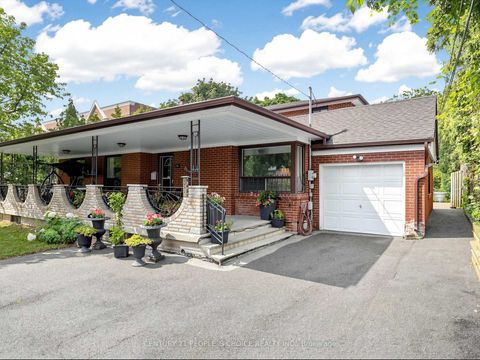 Photo 4 at 76 Westona Street, Humber Heights, Toronto