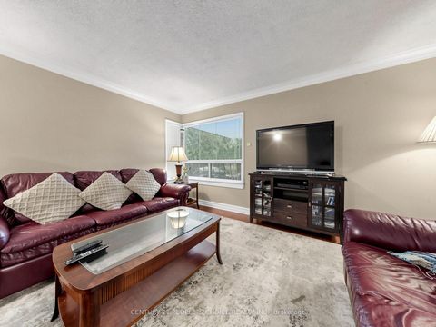 Photo 7 at 76 Westona Street, Humber Heights, Toronto