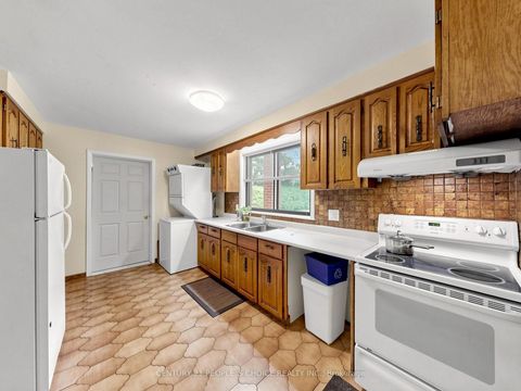 Photo 13 at 76 Westona Street, Humber Heights, Toronto