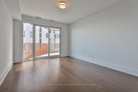 Photo 17 at 214 - 155 Merchants' Wharf, Waterfront Communities C8, Toronto