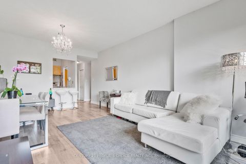 Photo 5 at 105 - 20 Fashion Roseway, Willowdale East, Toronto