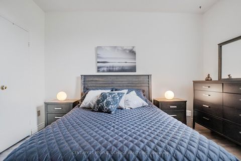 Photo 12 at 105 - 20 Fashion Roseway, Willowdale East, Toronto