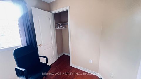 Photo 10 at 74 Mourning Dove Crescent, Malvern, Toronto