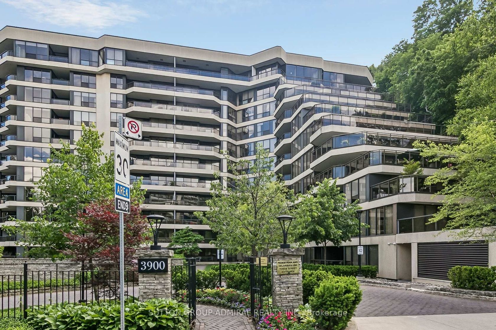 301 - 3900 Yonge Street, Nortown, Toronto photo 5