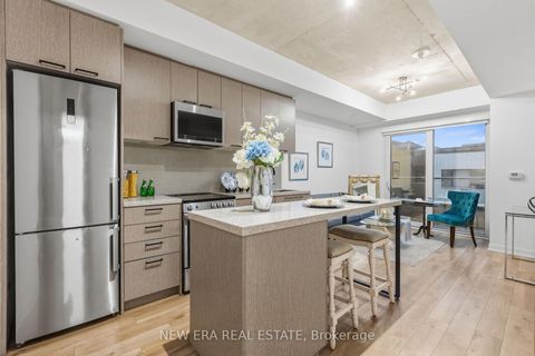 Photo 9 at 301 - 1808 St. Clair Avenue W, Pellam Park, Toronto