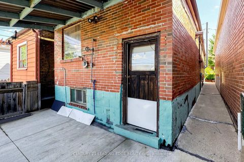 Photo 34 at 180 Gilbert Avenue, Fairbank, Toronto