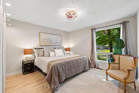 Photo 18 at 204 The Queensway S, Keswick South, Georgina