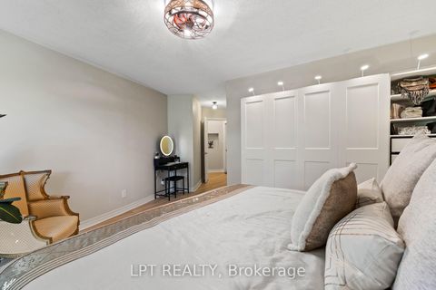 Photo 19 at 204 The Queensway S, Keswick South, Georgina