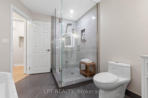 Photo 22 at 204 The Queensway S, Keswick South, Georgina