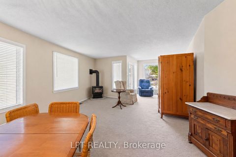 Photo 34 at 204 The Queensway S, Keswick South, Georgina
