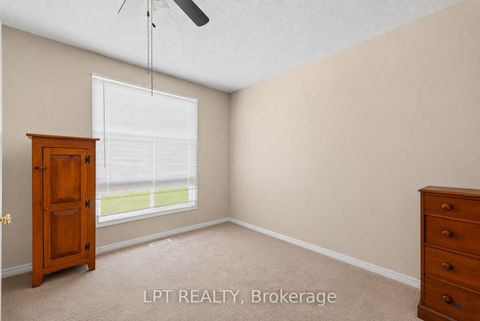 Photo 37 at 204 The Queensway S, Keswick South, Georgina