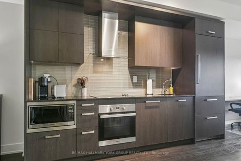 Photo 32 at 606 - 3018 Yonge Street, Lawrence Park South, Toronto