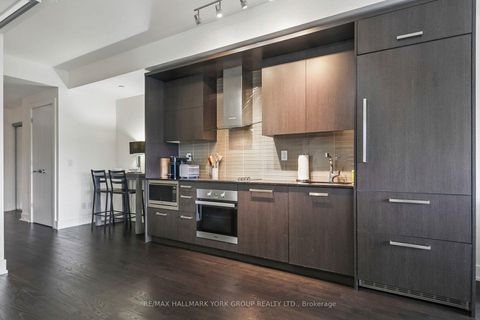 Photo 33 at 606 - 3018 Yonge Street, Lawrence Park South, Toronto